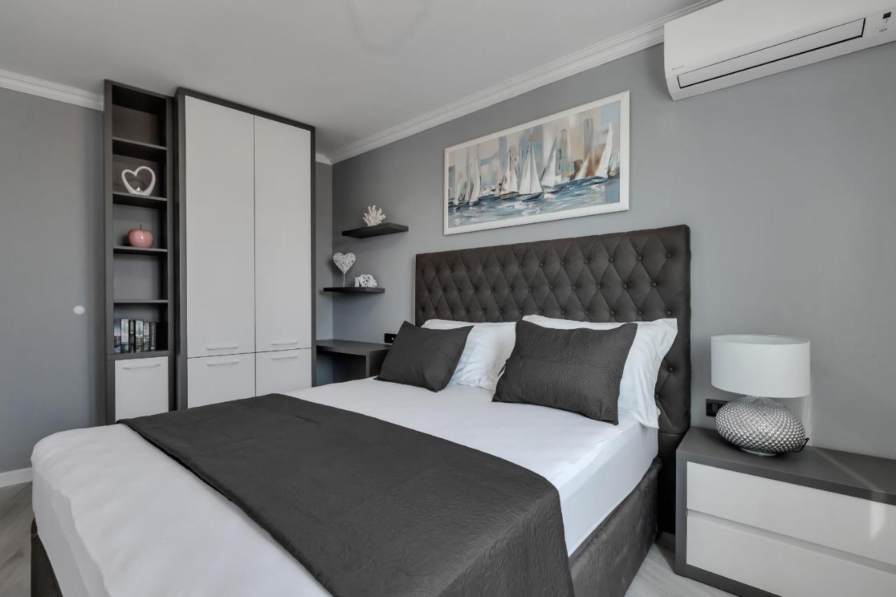 Exclusive Center Apartment Makarska Exterior photo